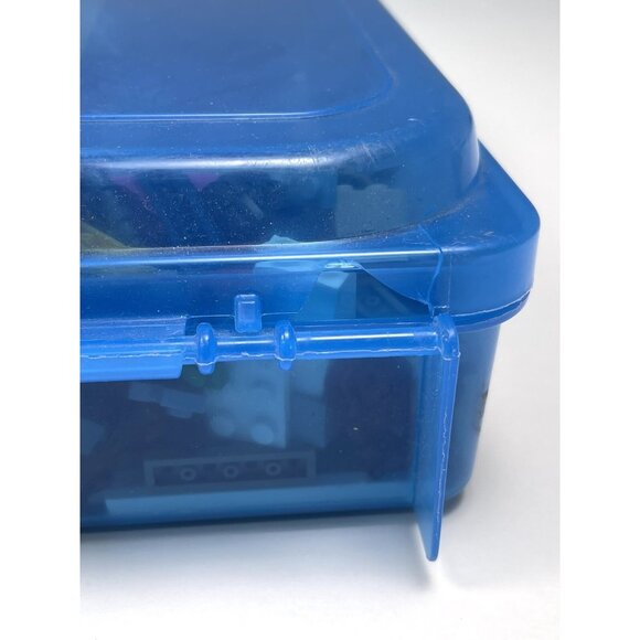 2010 LEGO Blue 13"x11"x3" STORAGE CASE Bin Minifig Head Sunglasses + Bricks 4lbs - Picture 2 of 6
